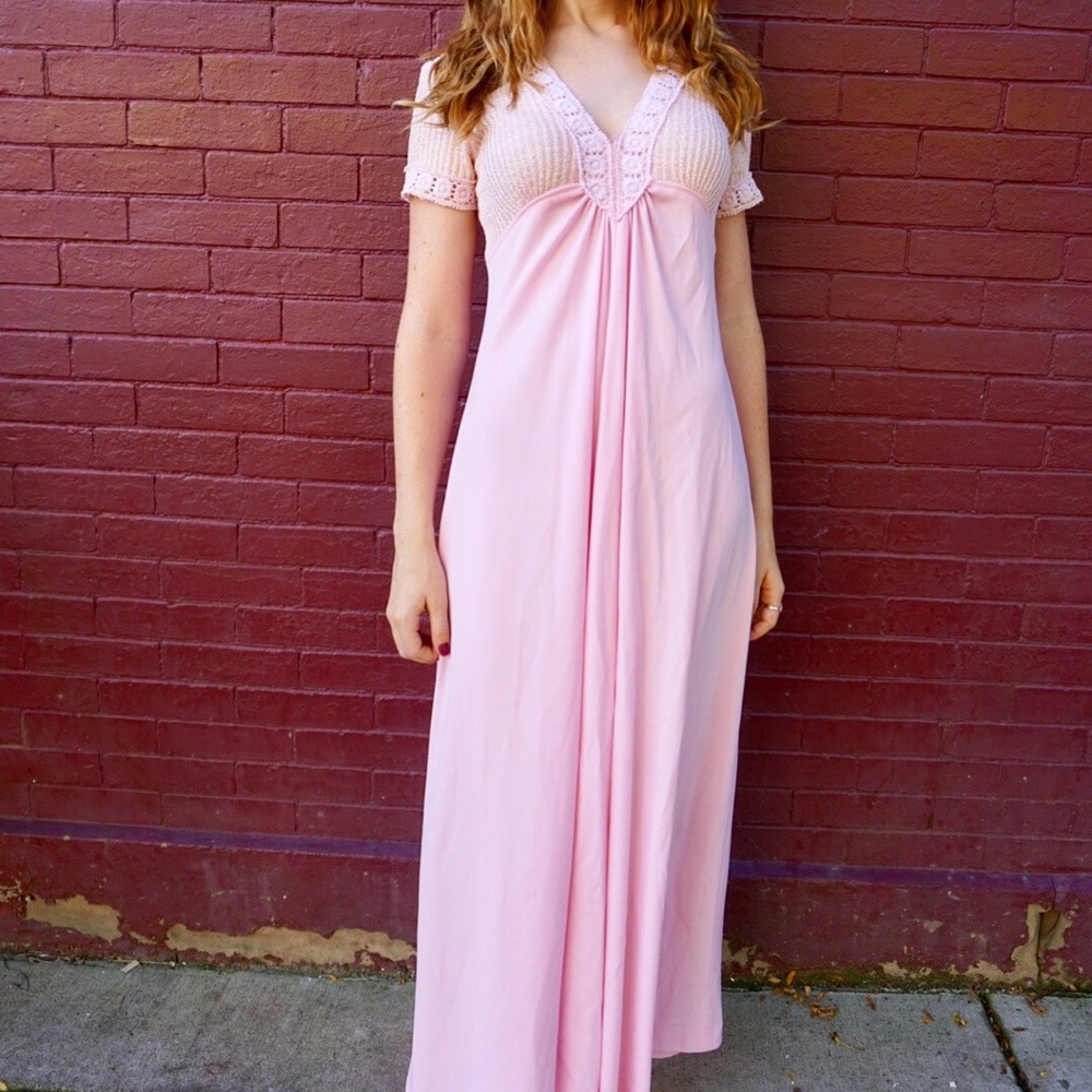 Vintage 1970s Pink Crotchet Maxi Dress